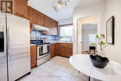 29 Twenty Second Street, Toronto, ON - Indoor Photo Showing Kitchen