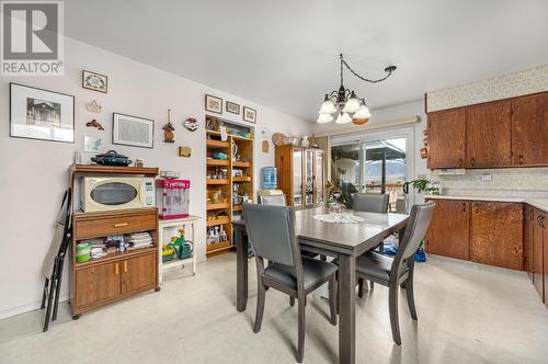 1322 Heustis Drive, Ashcroft, BC - Indoor Photo Showing Dining Room