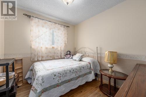 1322 Heustis Drive, Ashcroft, BC - Indoor Photo Showing Bedroom