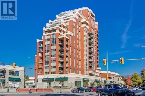 1160 Bernard Avenue Unit# 1209, Kelowna, BC - Outdoor With Balcony With Facade