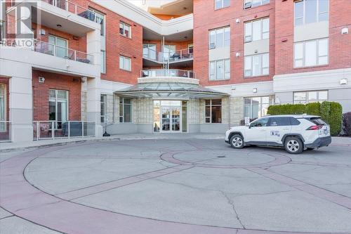 1160 Bernard Avenue Unit# 1209, Kelowna, BC - Outdoor With Balcony