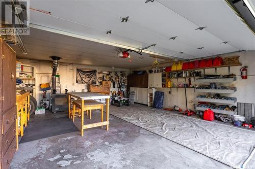 Hoey Acreage, St. Louis Rm No. 431, SK - Indoor Photo Showing Garage