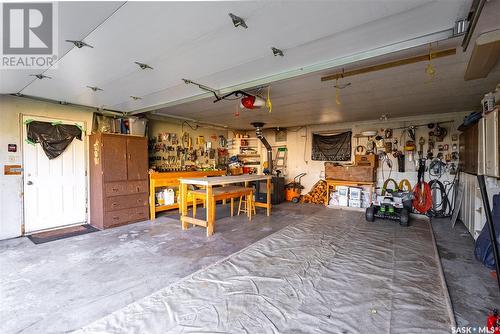 Hoey Acreage, St. Louis Rm No. 431, SK - Indoor Photo Showing Garage