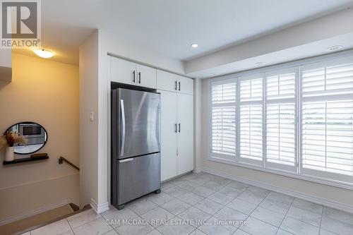 156 - 156 Watson Parkway N, Guelph, ON - Indoor