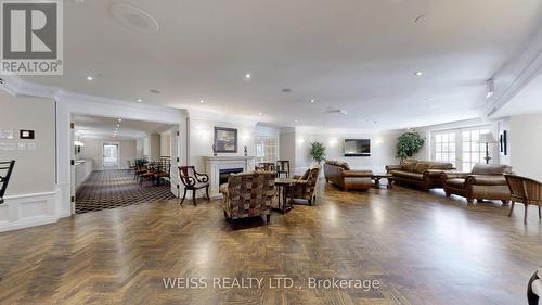 1406 - 2287 Lake Shore Boulevard W, Toronto, ON - Indoor Photo Showing Living Room