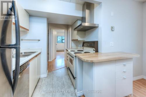 202 - 87 Duke Street, Hamilton, ON - Indoor Photo Showing Kitchen