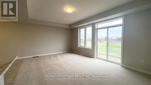 59 Lloyd Davies Way, Hamilton, ON - Indoor Photo Showing Other Room