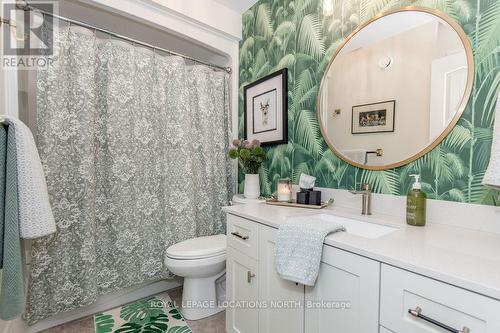 130 New York Avenue, Wasaga Beach, ON - Indoor Photo Showing Bathroom