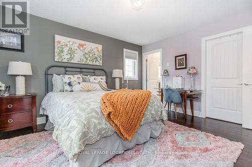 130 New York Avenue, Wasaga Beach, ON - Indoor Photo Showing Bedroom