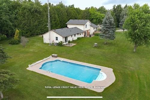 476345 3Rd. Line, Melancthon, ON - Outdoor With In Ground Pool