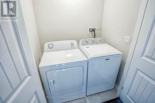 319 Winfields Farm Drive E, Oshawa, ON - Indoor Photo Showing Laundry Room