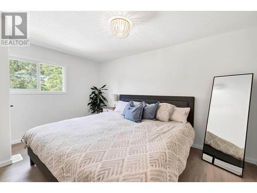 317 Archibald Road, Clearwater, BC - Indoor Photo Showing Bedroom