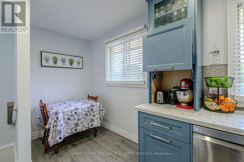 121 Evelyn Street, Brant, ON - Indoor Photo Showing Bedroom