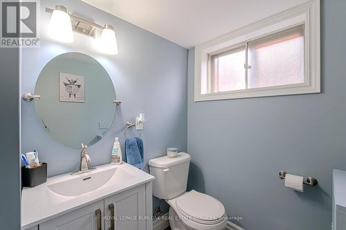 121 Evelyn Street, Brant, ON - Indoor Photo Showing Bathroom