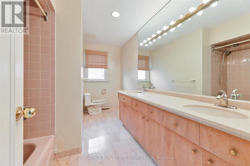 70 Pettit Drive, Toronto, ON - Indoor Photo Showing Bathroom