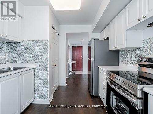 1211 - 8 Covington Road, Toronto, ON - Indoor Photo Showing Kitchen