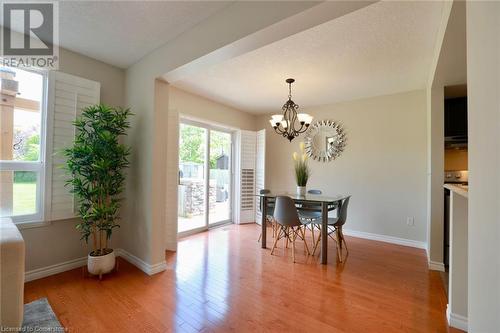 479 Citadel Court, Waterloo, ON - Indoor Photo Showing Dining Room