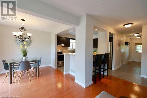 479 Citadel Court, Waterloo, ON - Indoor Photo Showing Dining Room