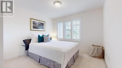 14 Kawana Road, Brampton, ON - Indoor Photo Showing Bedroom