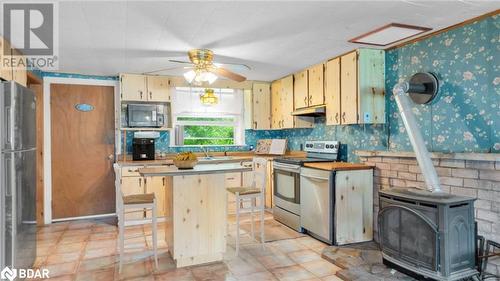 3787 Highway 37, Roslin, ON - Indoor Photo Showing Kitchen