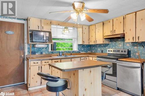 3787 Highway 37, Roslin, ON - Indoor Photo Showing Kitchen With Double Sink