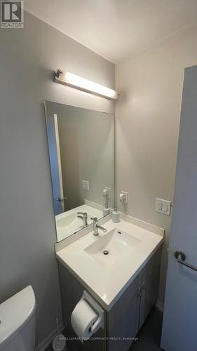 340 - 540 Bur Oak Avenue, Markham, ON - Indoor Photo Showing Bathroom