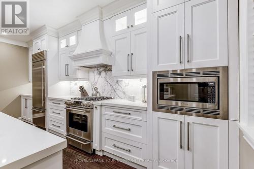 34 Washington Street, Markham, ON - Indoor Photo Showing Kitchen With Upgraded Kitchen