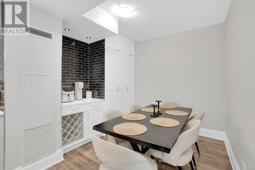 523 - 9085 Jane Street, Vaughan, ON - Indoor Photo Showing Dining Room