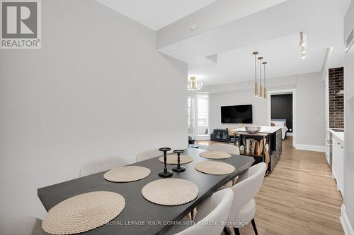 523 - 9085 Jane Street, Vaughan, ON - Indoor Photo Showing Dining Room