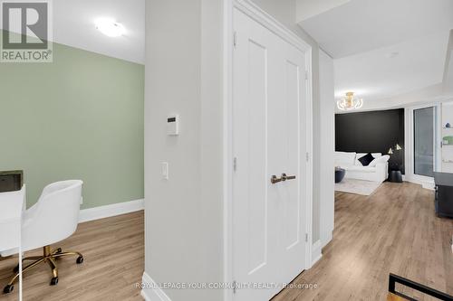 523 - 9085 Jane Street, Vaughan, ON - Indoor