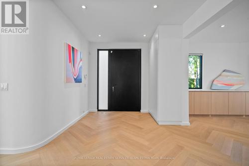 199 Balmoral Avenue, Toronto, ON - Indoor Photo Showing Other Room