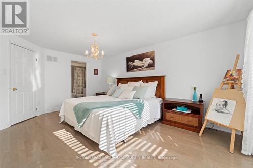 11 - 8050 Islington Avenue, Vaughan, ON - Indoor Photo Showing Bedroom