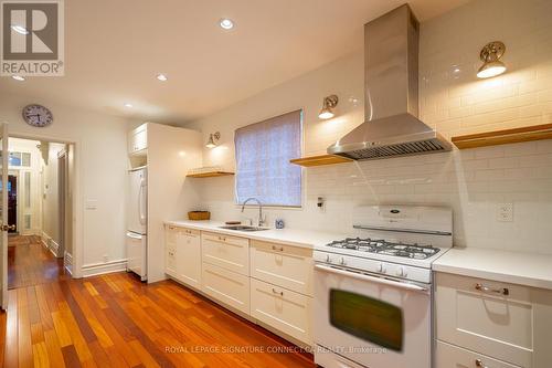 198 Bellwoods Avenue, Toronto, ON - Indoor Photo Showing Kitchen