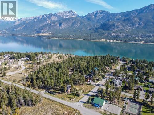 6823 Columbia Ridge  Drive, Fairmont Hot Springs, BC - Outdoor With Body Of Water With View