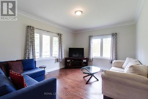 595863 4Th Line, Blue Mountains, ON - Indoor Photo Showing Living Room