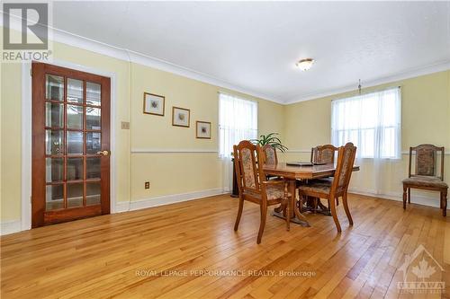 667 Melbourne Avenue, Ottawa, ON - Indoor Photo Showing Dining Room