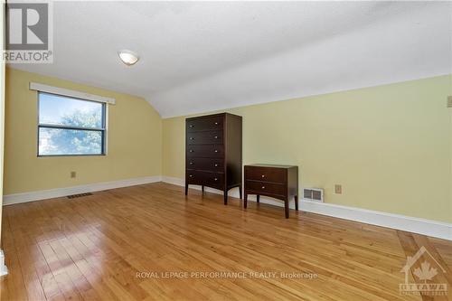 667 Melbourne Avenue, Ottawa, ON - Indoor Photo Showing Other Room