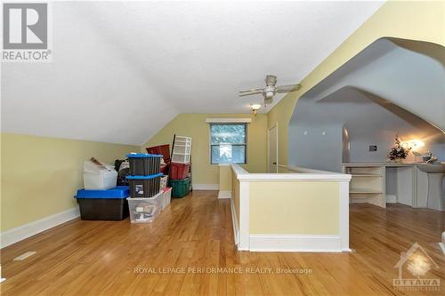 667 Melbourne Avenue, Ottawa, ON - Indoor Photo Showing Other Room