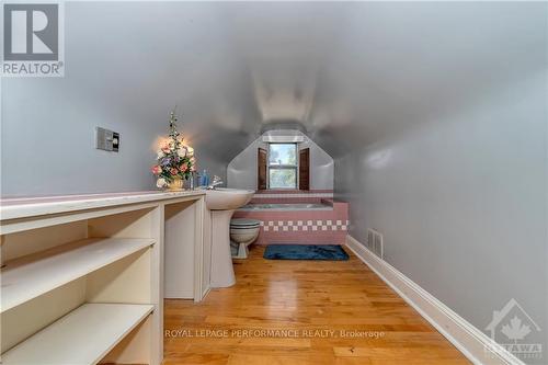 667 Melbourne Avenue, Ottawa, ON - Indoor Photo Showing Other Room