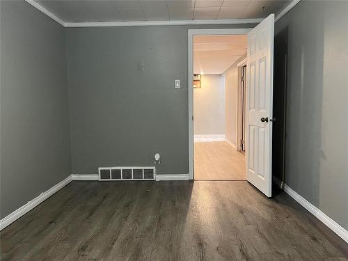 121 Royal Road N, Portage La Prairie, MB - Indoor Photo Showing Other Room