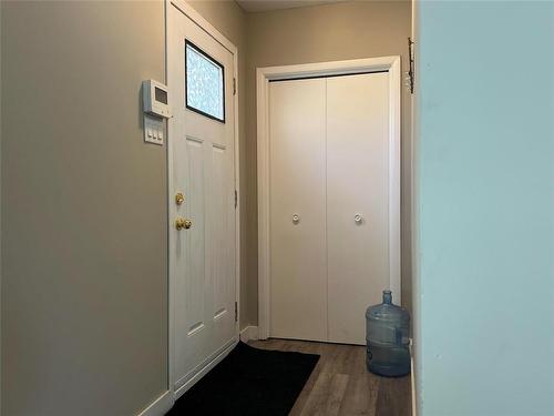 121 Royal Road N, Portage La Prairie, MB - Indoor Photo Showing Other Room