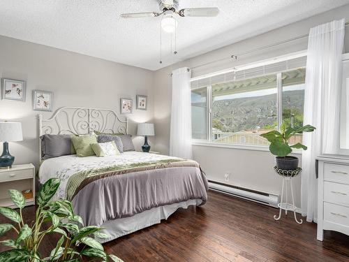 707 Elm Street, Ashcroft, BC - Indoor Photo Showing Bedroom