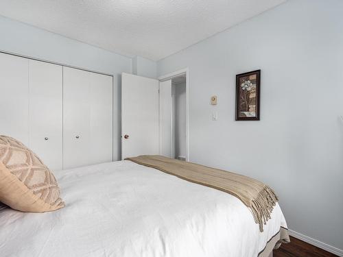 707 Elm Street, Ashcroft, BC - Indoor Photo Showing Bedroom