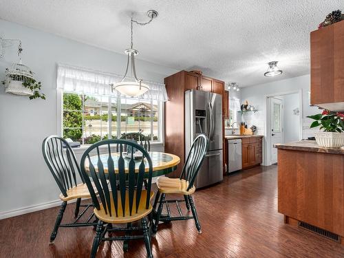 707 Elm Street, Ashcroft, BC - Indoor Photo Showing Dining Room