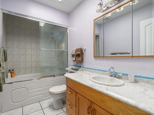 1322 Heustis Drive, Ashcroft, BC - Indoor Photo Showing Bathroom