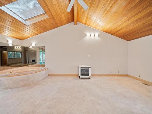 451 Greenstone Drive, Kamloops, BC - Indoor Photo Showing Other Room