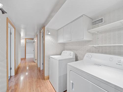 451 Greenstone Drive, Kamloops, BC - Indoor Photo Showing Laundry Room