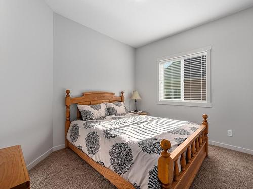 134-2920 Valleyview Drive, Kamloops, BC - Indoor Photo Showing Bedroom