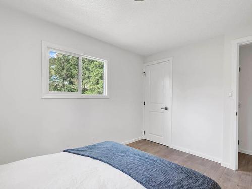 317 Archibald Road, Clearwater, BC - Indoor Photo Showing Bedroom