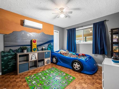 388 Mcgill Rd, Kamloops, BC - Indoor Photo Showing Bedroom